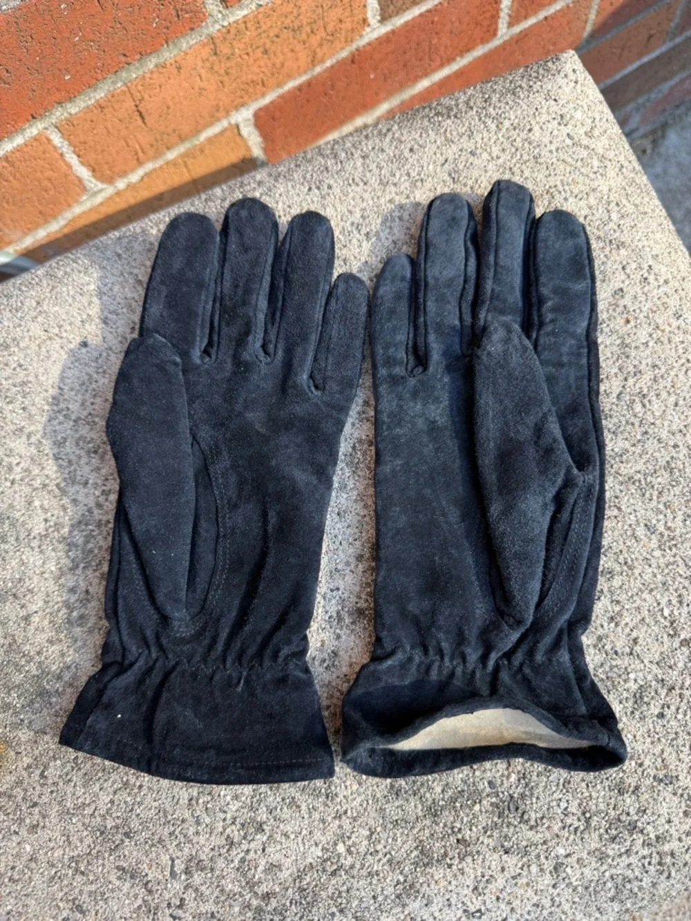 Black Suede Leather Gloves Women’s Size S M Fleece Lined Winter Classic